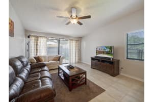 1052 Raintree Dr, Palm Beach Gardens, FL 33410, Sold 07/30/20