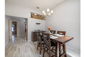 1052 Raintree Dr, Palm Beach Gardens, FL 33410, Sold 07/30/20