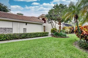 4325 Sherwood Forest Dr, Delray Beach, FL 33445, Sold 12/08/20