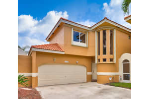11273 Lakeview Dr, Coral Springs, FL 33071, Sold 10/07/20