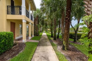 4760 Mimosa Pl, Coconut Creek, FL 33073, Sold 11/27/20