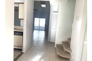 942 5th Dr, Vero Beach, FL 32960, Sold 08/07/20