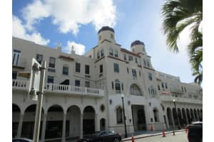 235 Sunrise Ave, Palm Beach, FL 33480, Sold 07/14/20