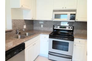 1135 3rd Ave, Vero Beach, FL 32960, Sold 08/24/20