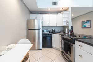 3327 SE La Prado Ct, Port St. Lucie, FL 34952, Sold 08/17/20