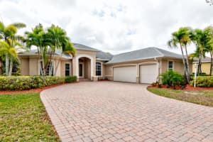 4165 Chablis St SW, Vero Beach, FL 32968, Sold 08/05/20
