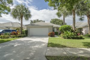 1059 Bedford Ave, Palm Beach Gardens, FL 33403, Sold 08/13/20