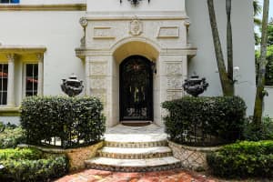 236 Via Las Brisas, Palm Beach, FL 33480, Sold 12/22/20