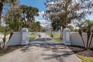 2258 Palm Deer Dr, Loxahatchee, FL 33470, Sold 10/09/20