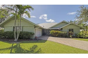 10311 SE Jupiter Narrows Dr, Hobe Sound, FL 33455, Sold 07/27/20
