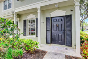 919 Kokomo Key Ln, Delray Beach, FL 33483, Sold 10/30/20