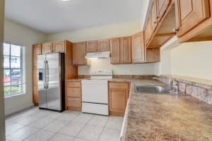 919 Kokomo Key Ln, Delray Beach, FL 33483, Sold 10/30/20