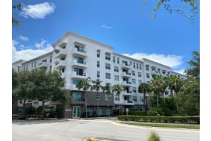 2421 NE 65th St, Fort Lauderdale, FL 33308, Sold 11/04/20