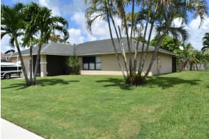 120 Sunflower Cir, Royal Palm Beach, FL 33411, Sold 09/11/20