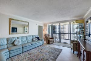 5380 N Ocean Dr #18g, Singer Island, FL 33404, Sold 08/28/20