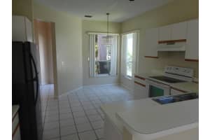 136 Woodlake Cir, Greenacres, FL 33463, Sold 09/14/20