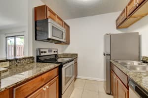19 Crossings Cir, Boynton Beach, FL 33435, Sold 07/27/20