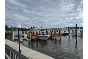 2840 S Ocean Blvd, Palm Beach, FL 33480, Sold 09/01/20