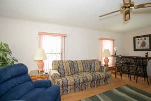 431 Avocado Dr, Sebastian, FL 32976, Sold 12/29/20