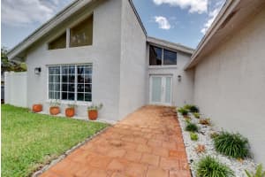 6388 Amberwoods Dr, Boca Raton, FL 33433, Sold 09/11/20