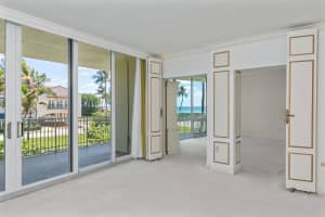100 Royal Palm Way, Palm Beach, FL 33480, Sold 03/05/21
