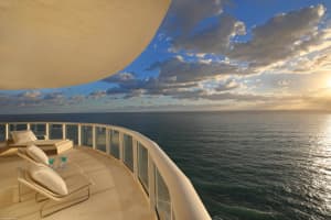 4600 N Ocean Dr, Riviera Beach, FL 33404, Sold 05/07/21