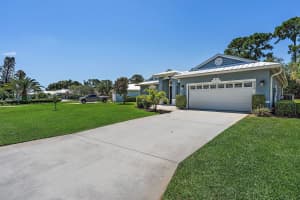 2228 SW Oak Ridge Rd, Palm City, FL 34990, Sold 08/19/20