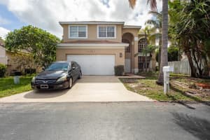 1354 Fairfax Cir E, Boynton Beach, FL 33436, Sold 10/01/20