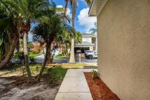 1354 Fairfax Cir E, Boynton Beach, FL 33436, Sold 10/01/20