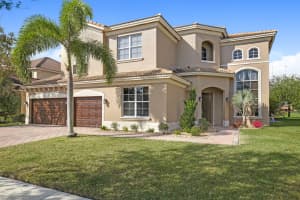 9174 Pineville Dr, Lake Worth, FL 33467, Sold 12/24/20