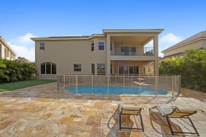 9174 Pineville Dr, Lake Worth, FL 33467, Sold 12/24/20