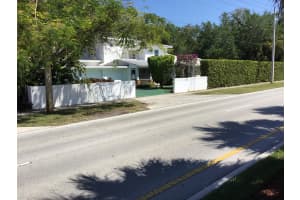 745 W Palmetto Park Rd, Boca Raton, FL 33486, Sold 03/12/21