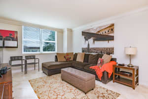 99 SE Mizner Blvd, Boca Raton, FL 33432, Sold 05/25/21