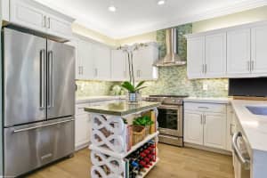 2 Clearview Ave, Hobe Sound, FL 33455, Sold 11/02/20