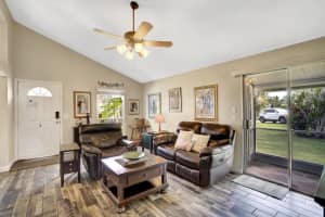 5415 Courtney Cir, Boynton Beach, FL 33472, Sold 08/17/20