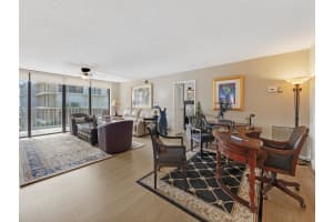 3200 S Ocean Blvd APT C401, Palm Beach, FL 33480, Sold 11/30/20