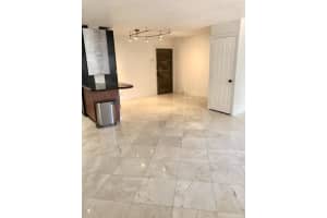 1050 SE 15th St, Fort Lauderdale, FL 33316, Sold 10/07/20