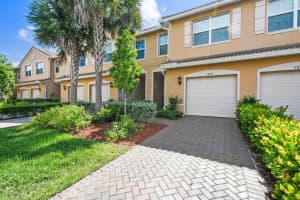 5818 Monterra Club Dr, Lake Worth, FL 33463, Sold 08/07/20