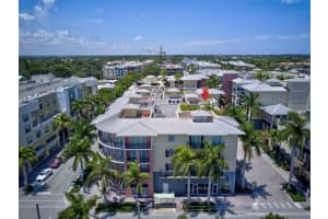 225 NE 1st St, Delray Beach, FL 33444, Sold 08/21/20