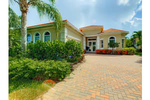 1108 River Wind Cir, Vero Beach, FL 32967, Sold 08/17/20