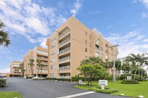 3520 S Ocean Blvd APT L205, South Palm Beach, FL 33480, Sold 12/18/20