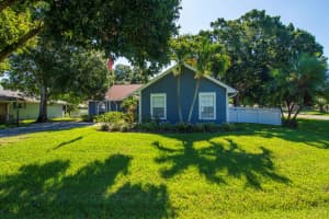 752 24th Square, Vero Beach, FL 32962, Sold 07/13/20