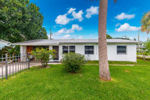 1037 SW 37th St, Palm City, FL 34990, Sold 07/27/20
