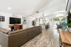 147 Stonebriar Blvd, Jupiter, FL 33458, Sold 08/24/20