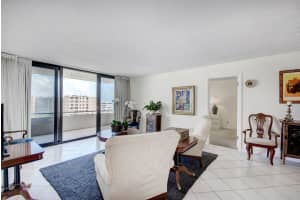 3589 S Ocean Blvd, South Palm Beach, FL 33480, Sold 12/30/20