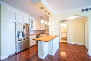 2800 N Flagler Dr, West Palm Beach, FL 33407, Sold 08/17/20