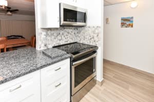 842 SW 9th St Cir, Boca Raton, FL 33486, Sold 07/30/20