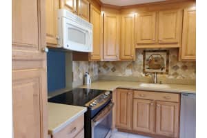 717 US-1, Jupiter, FL 33477, Sold 08/31/20