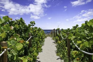 250 S Ocean Blvd, Delray Beach, FL 33483, Sold 08/04/20