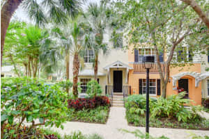 354 E Mallory Cir, Delray Beach, FL 33483, Sold 08/31/20